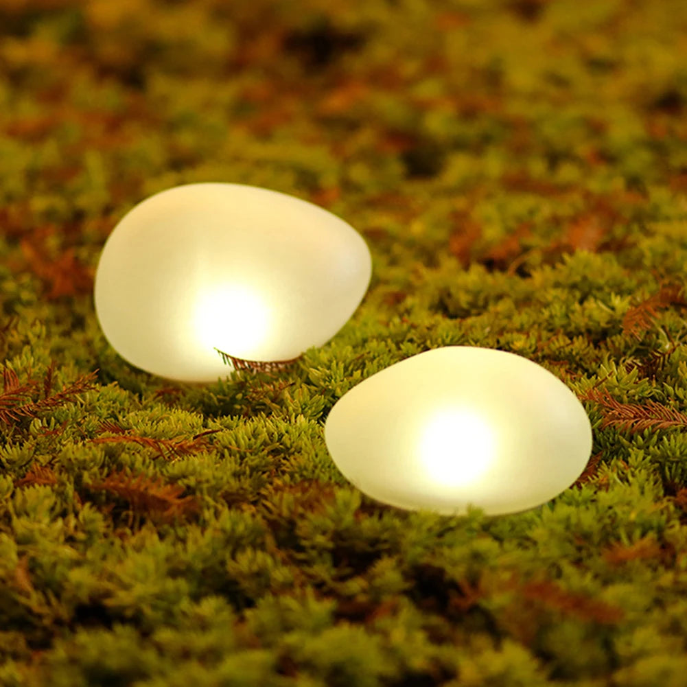 Solar Powered Cobble Stone Light