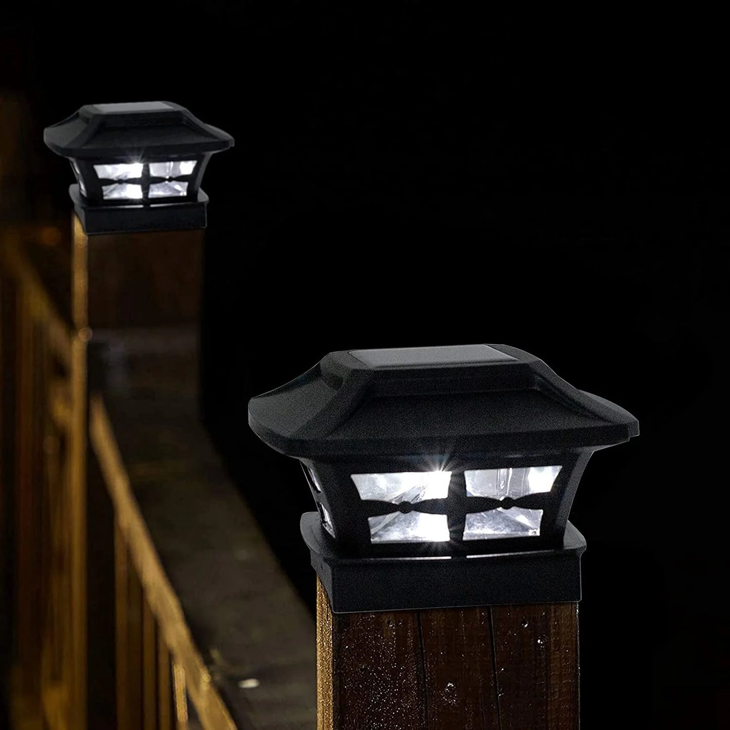 Flex fit Solar powered post light